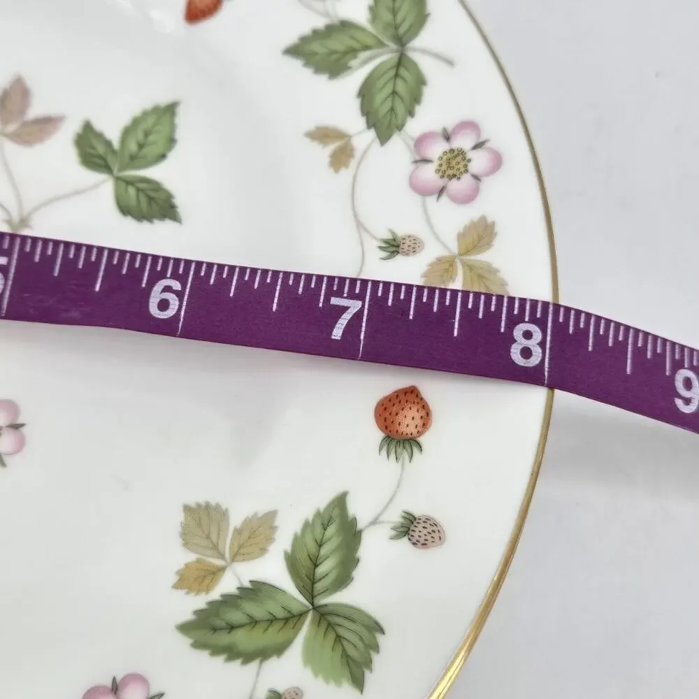 4 Wedgewood Wild Strawberry Bone China Salad Plates R4406 8